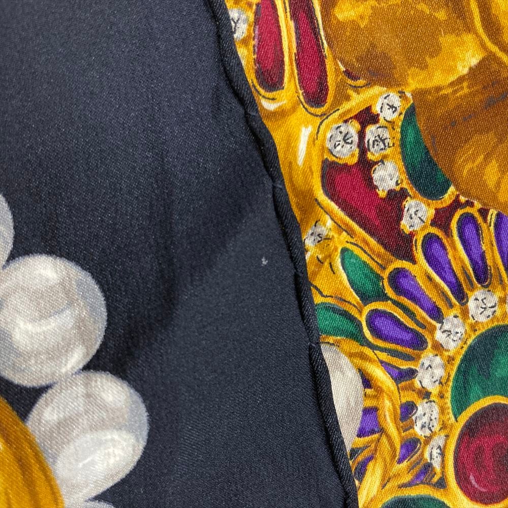 シャネル CHANEL グリポア スカーフ ブラック 総柄 カメリア 90cm