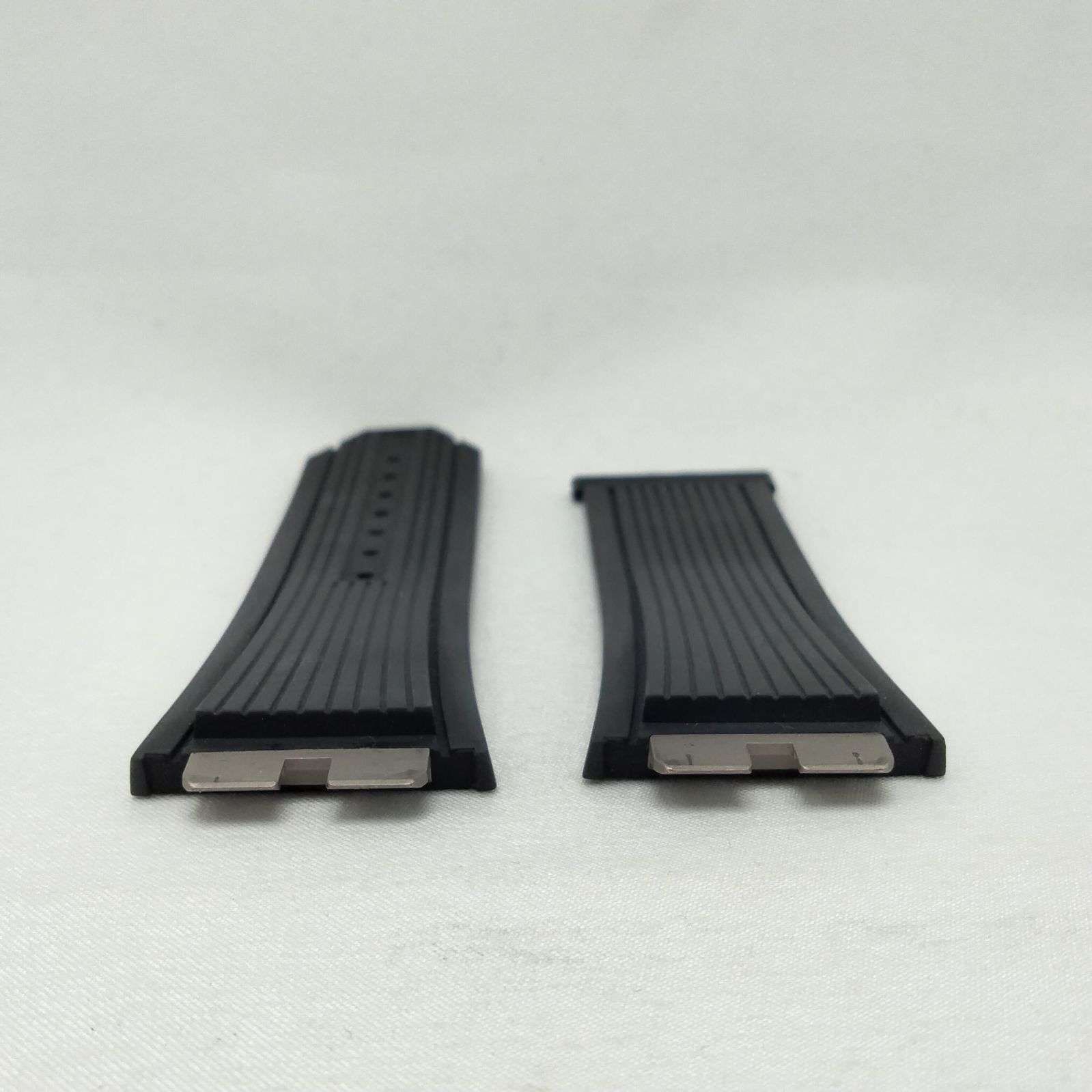 ✨️HUBLOT✨️ウブロ 販売 ラバー 時計ベルト ブラック HUBLOTの