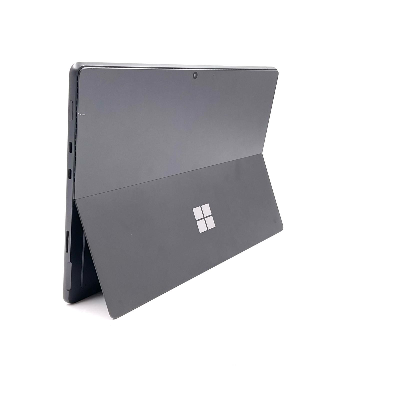 【メルカリ便】Microsoft Surface Pro8　8GB 256GB Microsoft Surface Pro 8 1983 Intel Core i5-1135G7 8GB M.2 SSD