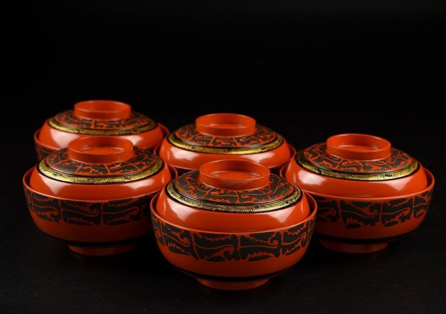 蔵A2790b】朱塗 唐草蒔絵 菓子椀 煮物椀 - メルカリ