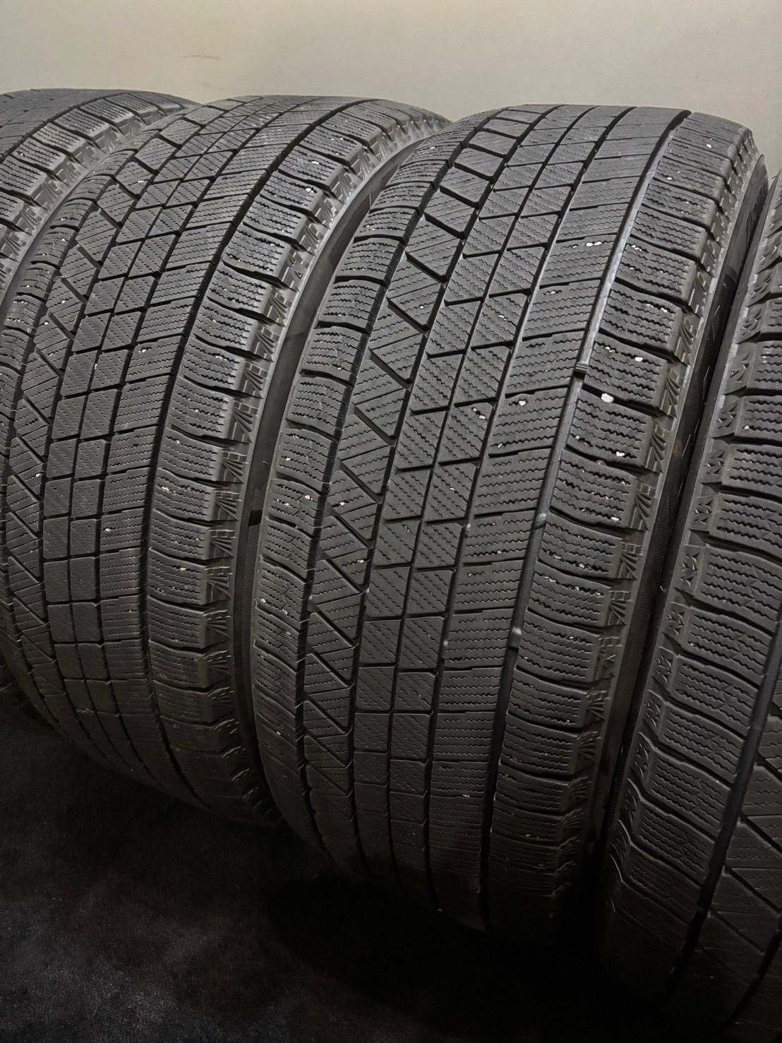 ☆225/50R18 BRIDGESTONE/VRX3 21年製 スタッドレス 4本 ブリヂストン