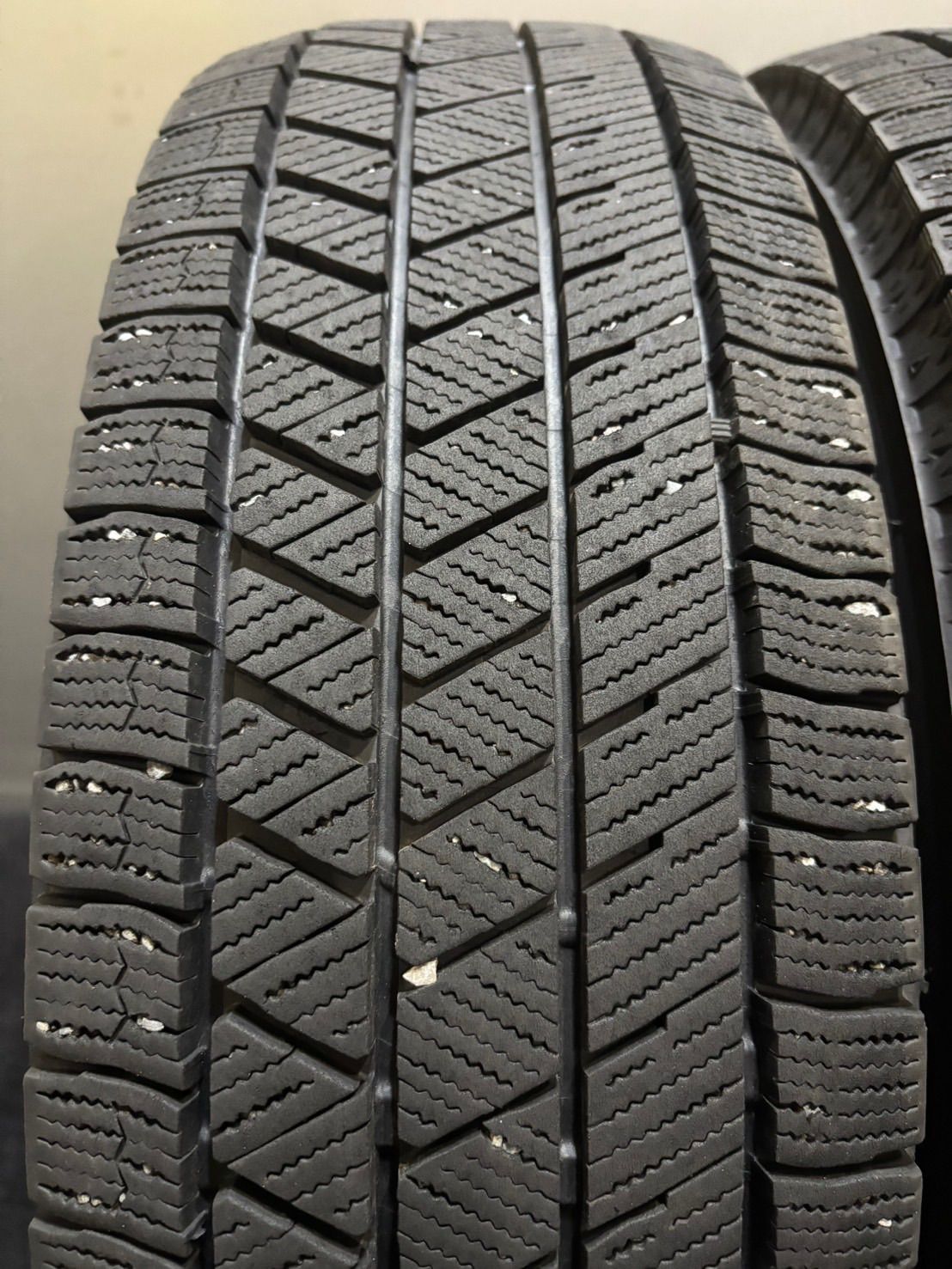 ☆ 185/70R14 ☆ 4本セット!! ☆ ブリヂストン ☆ BLIZZAK VRX2 約8.5分