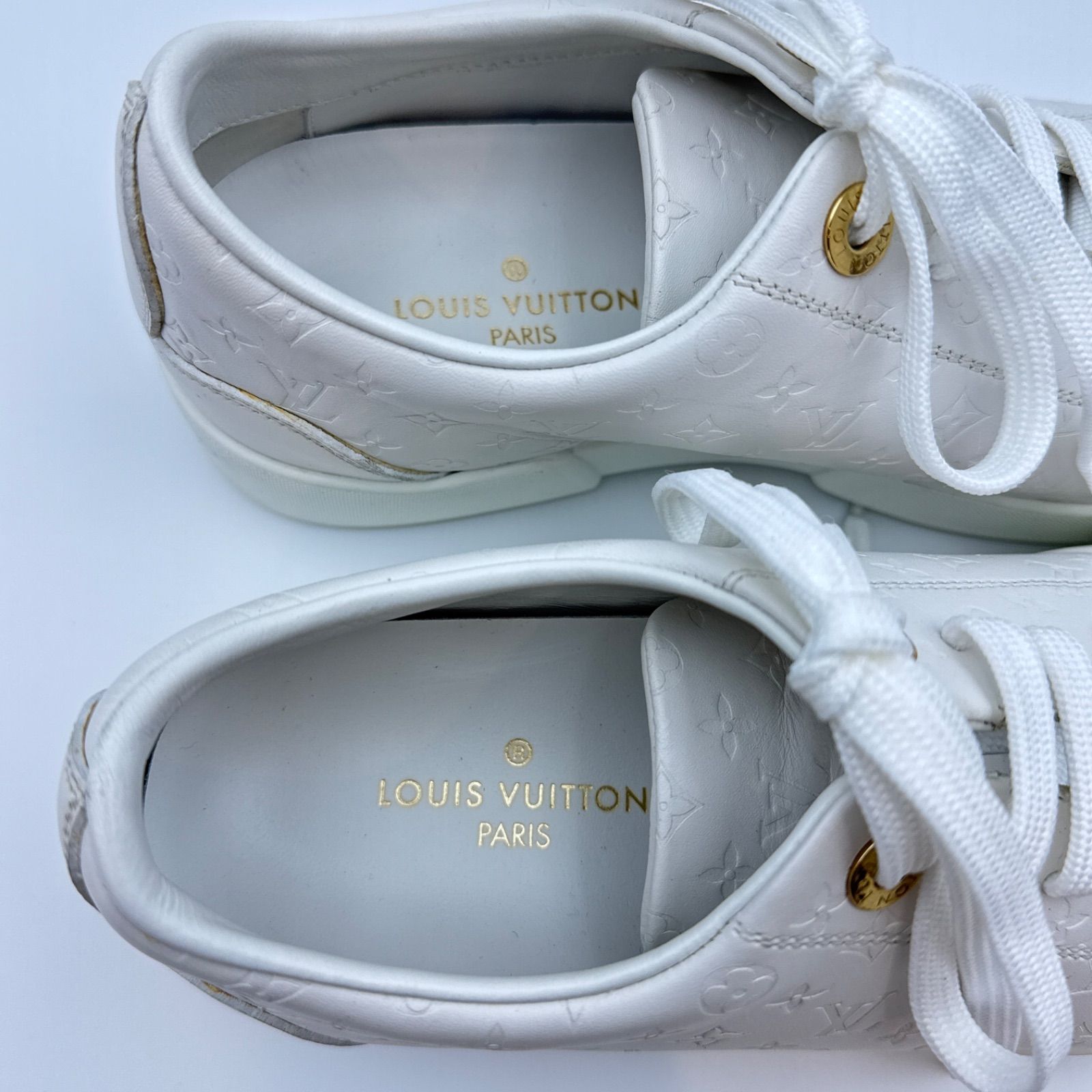 Louis Vuitton ホワイト モノグラムスニーカー Louis Vuitton ルイヴィトン モノグラム スニーカー ホワイト