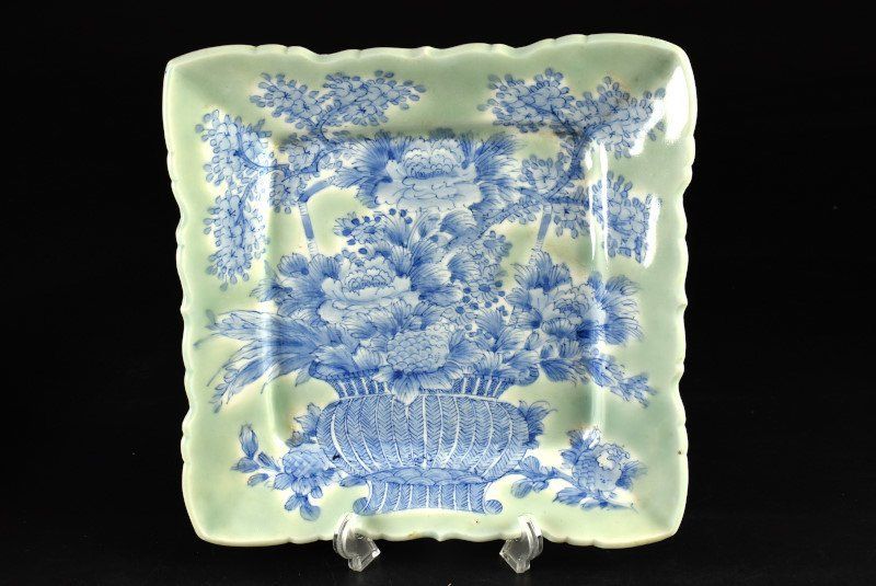 蔵A2114】古伊万里 青磁 花籠文 四方皿 二客 - メルカリ