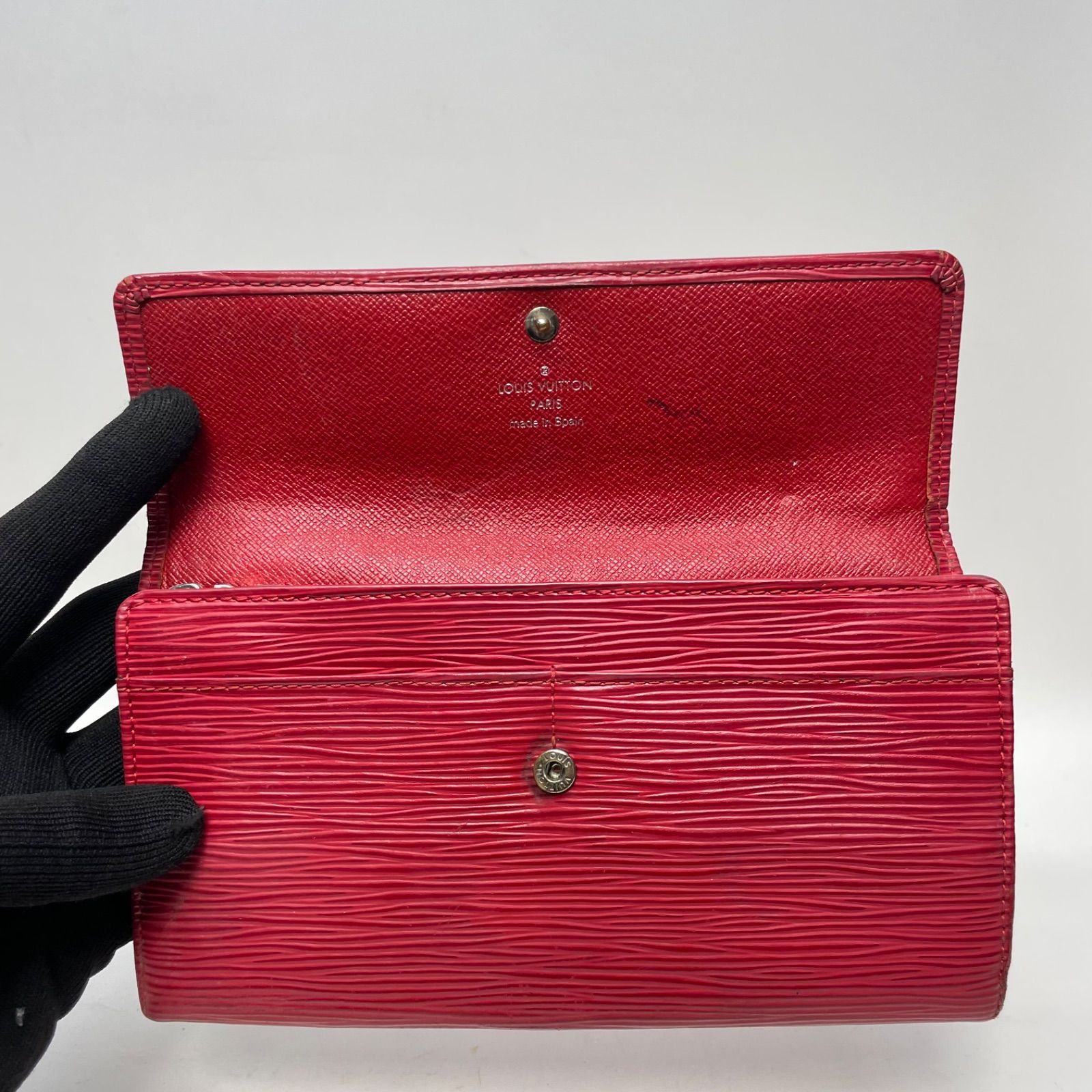 2958 LOUIS VUITTON ルイヴィトン エピ 長財布 ポルトフォイユ サラ