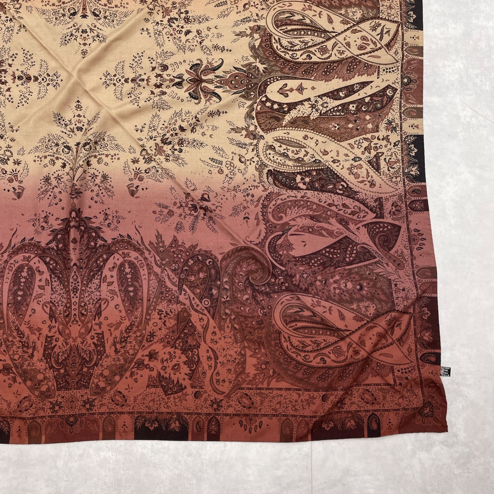 ETRO ペイズリー柄 ストール130×45 ネイビー/ホワイト ETRO ペイズリー柄 ストール130×45 ネイビー/ホワイト ETRO ペイズリー