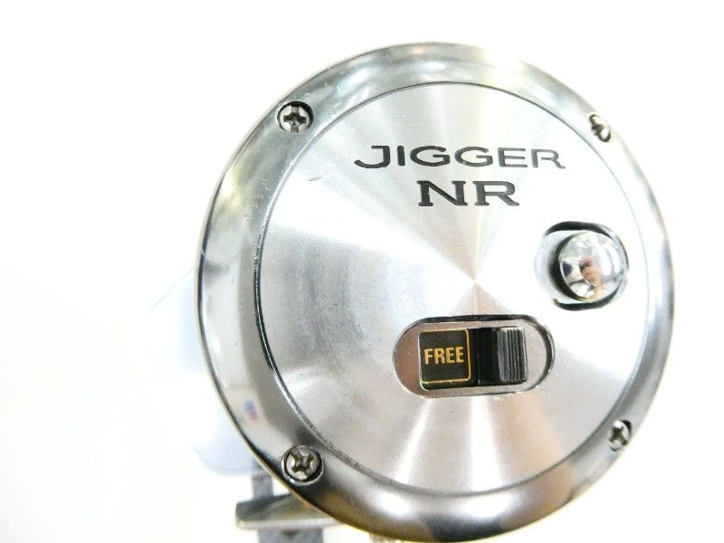 シマノ 03オシアジガー NR 2000P (03-8311150015) - メルカリ