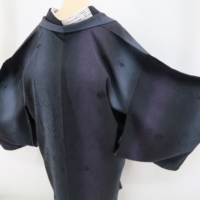 美品未着用 やまと誂製 正絹 着物“松竹梅や桐、鳳凰を繋ぐ花菱”長襦袢O-25 ❁tomihisa❁新品 一刀彫 桐竹鳳凰文 紐付 着物“羽織選びもお洒落の