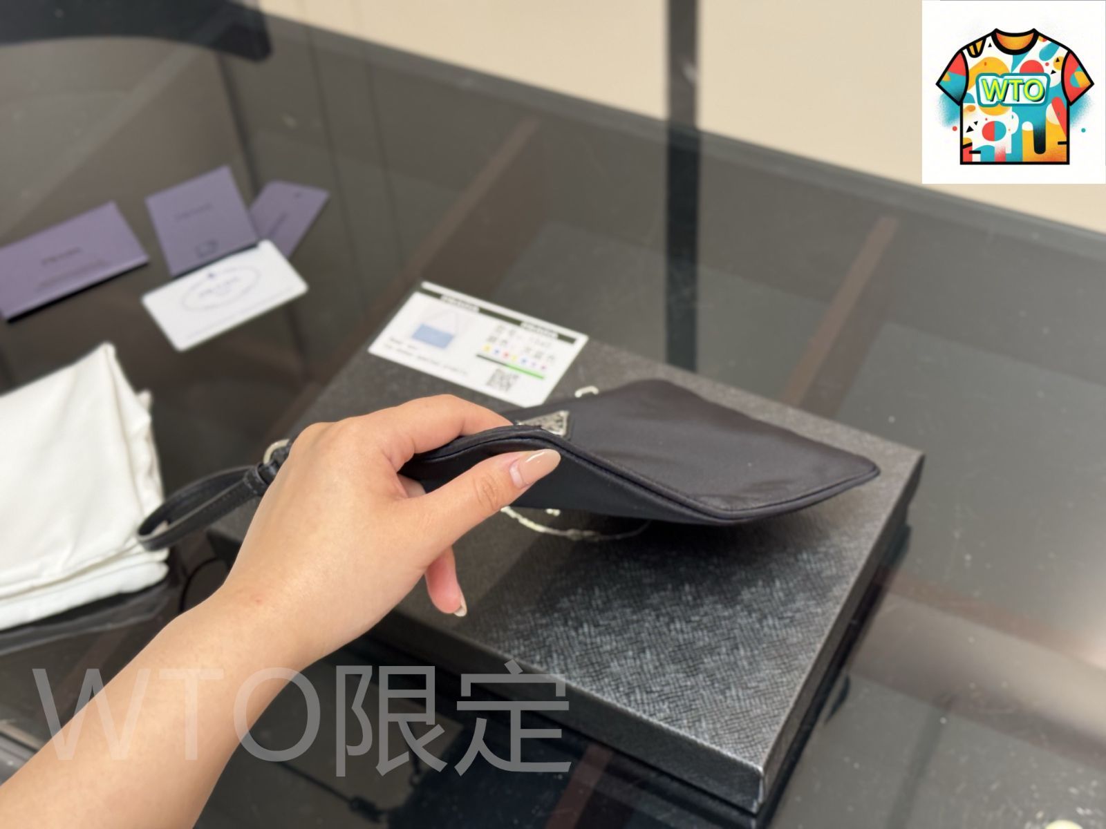 今日特価】Prada プラダ 高級感溢れるデザイン - メルカリ