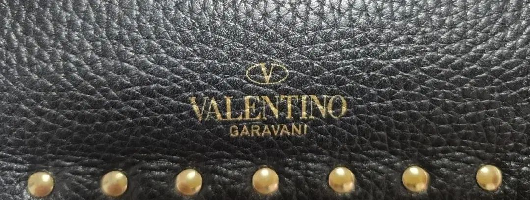 ヴァレンティノ ブラック スタッズ クラッチバッグ VALENTINO 【並行
