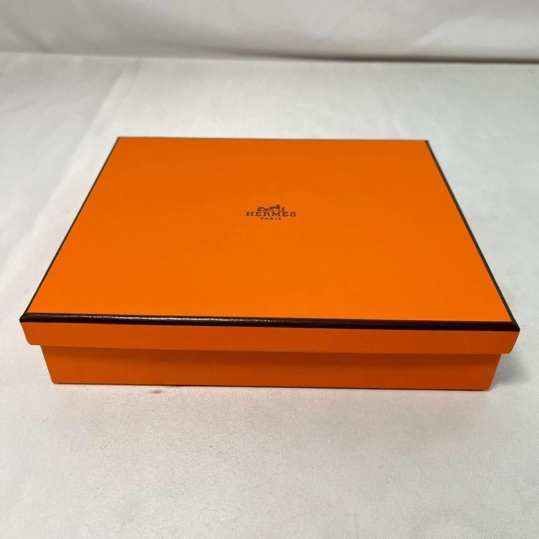 入手困難 エルメス HERMES ミニラリー24 オーバルプレート レッド2枚 入手困難 エルメス HERMES ミニラリー24 オーバルプレート レッド2枚