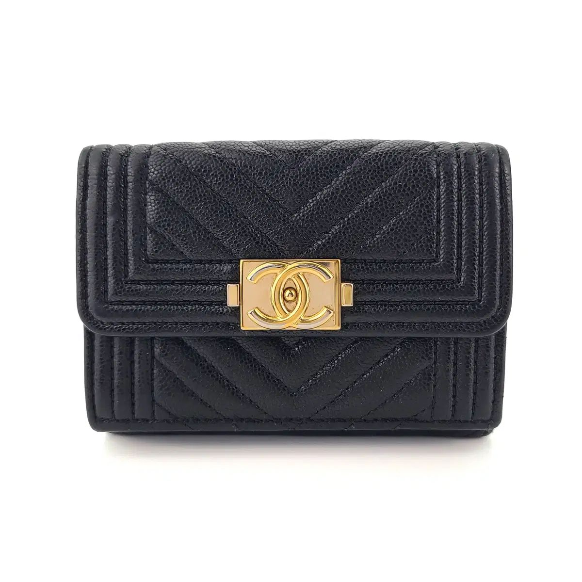 シャネル BOY ボーイ 쉐브론 3段 カード ホルダー 財布 A84432 - メルカリ