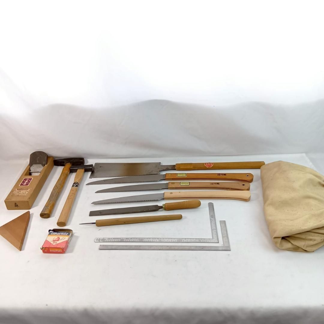 大工道具 一式 セット 新兼秀 鉋・ノミ・鋸・スコヤなど 詳細不明 大工道具 一式 セット 新兼秀 鉋・ノミ・鋸・スコヤなど 詳細不明