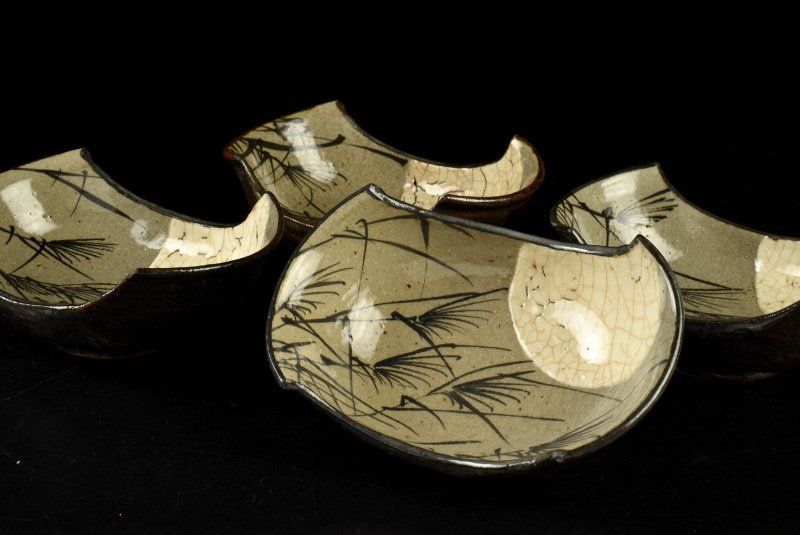 蔵c9344】浅見五郎助（祥瑞五郎介）造 唐津焼 月芒文 舟型向付皿 四客