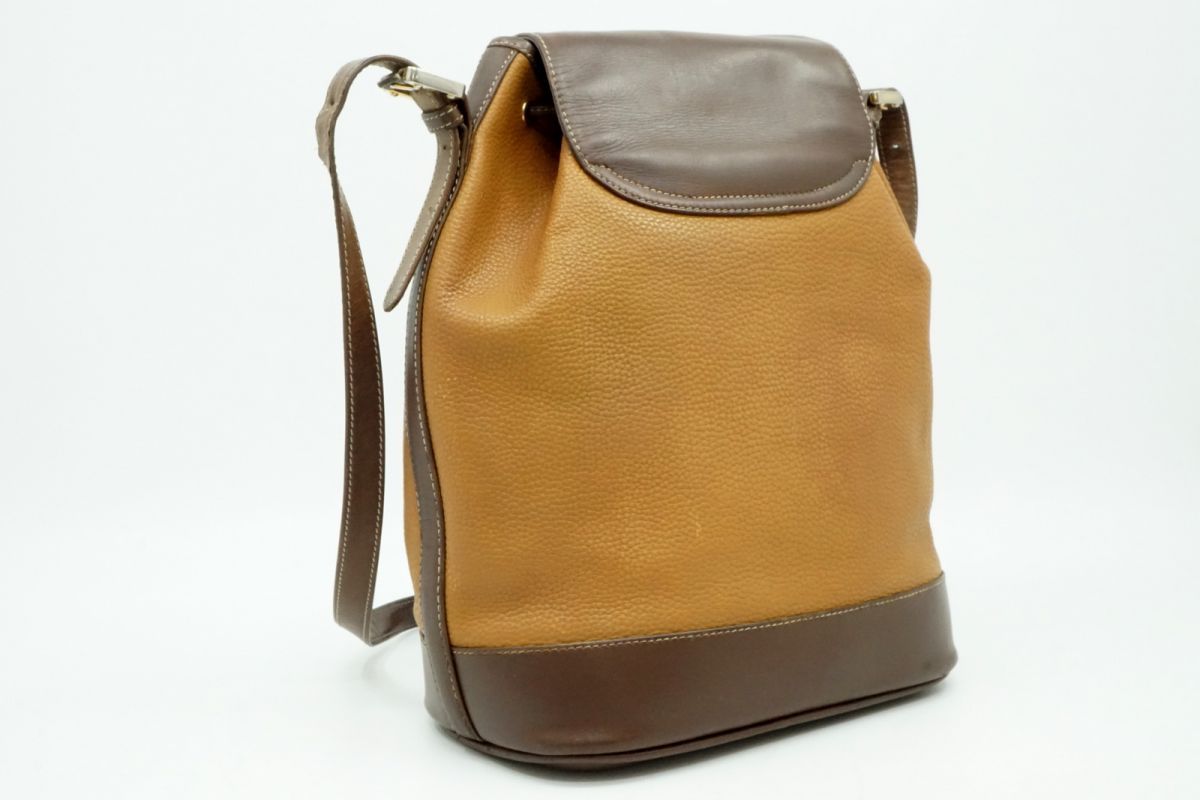 ロエベ ヴィンテージ 巾着 ショルダーバッグ フラップ アナグラム ロゴ