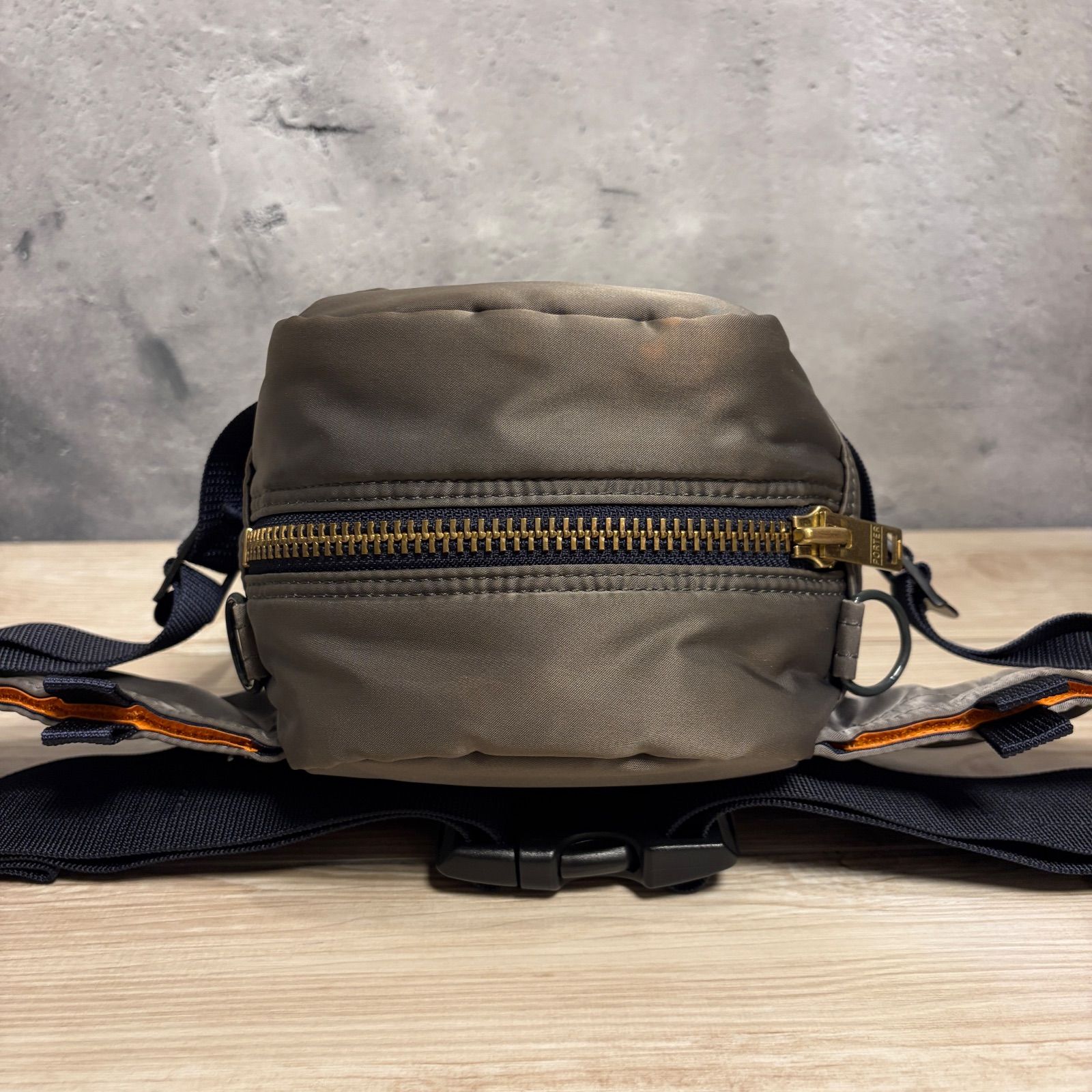 ✨PORTER PX TANKER FANNY PACK シルバー系✨ 保存袋付き ミニバッグ