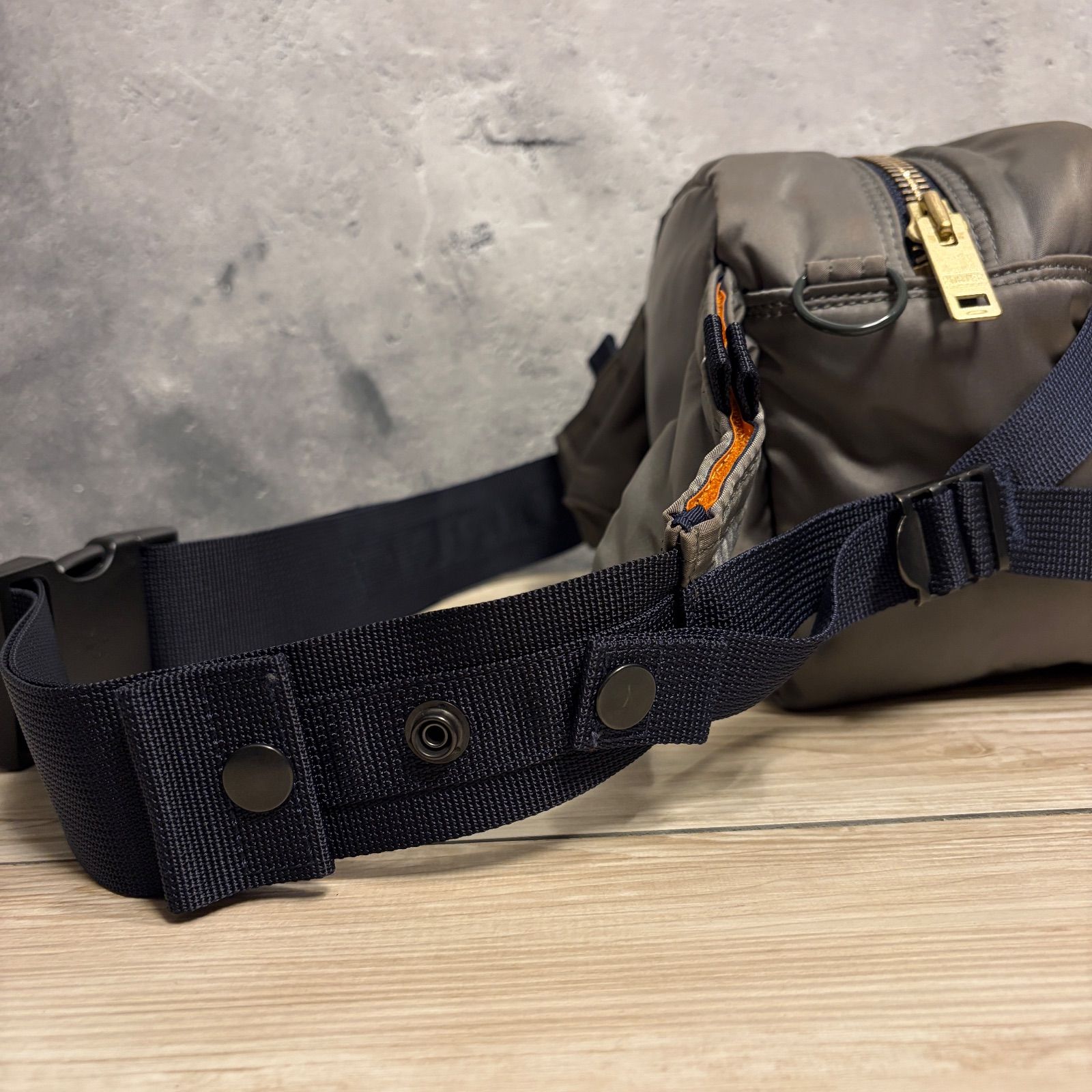 ✨PORTER PX TANKER FANNY PACK シルバー系✨ 保存袋付き ミニバッグ