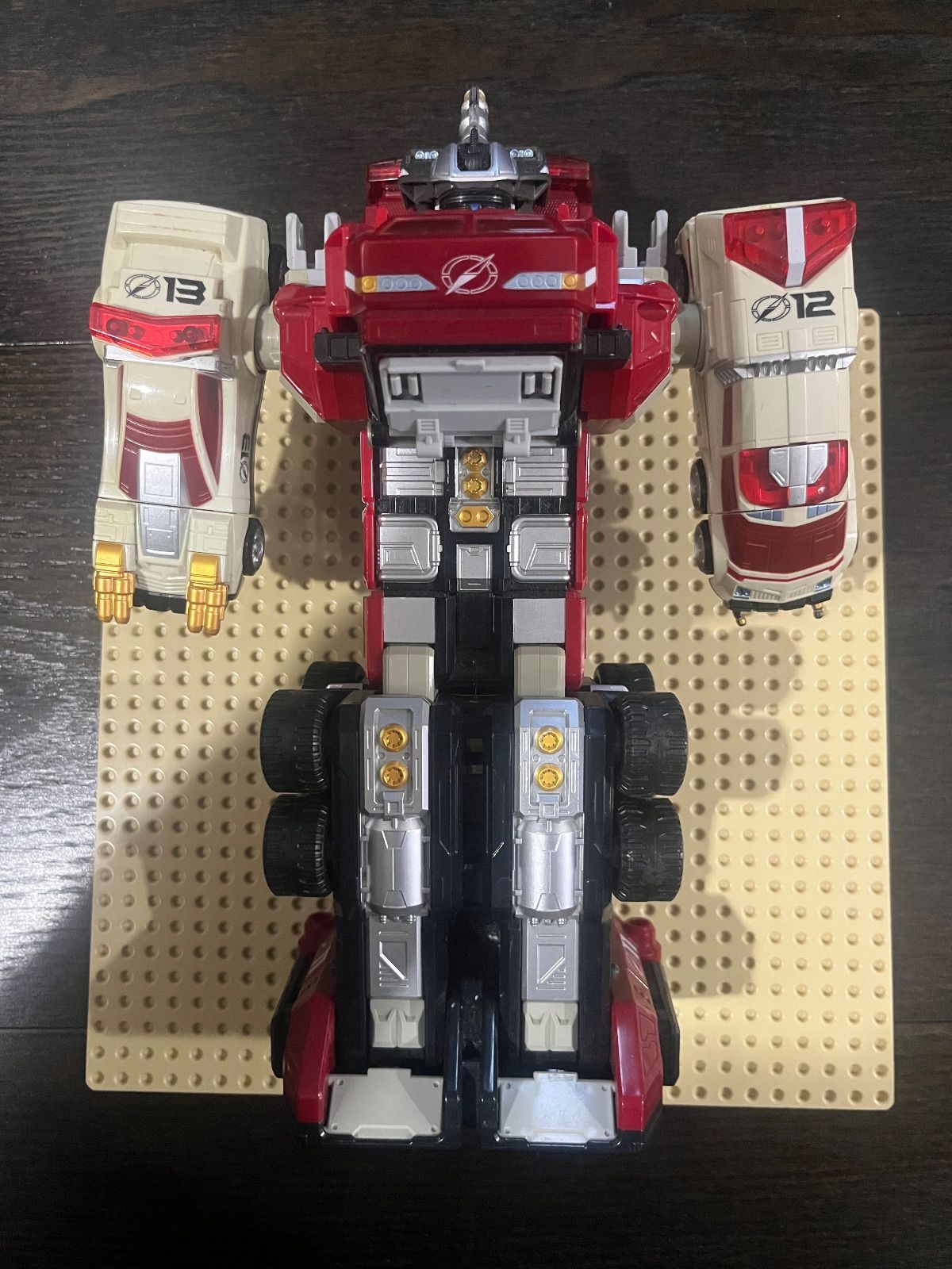 送料無料！】轟轟戦隊ボウケンジャー 緊急轟轟合体 DXサイレンビルダー