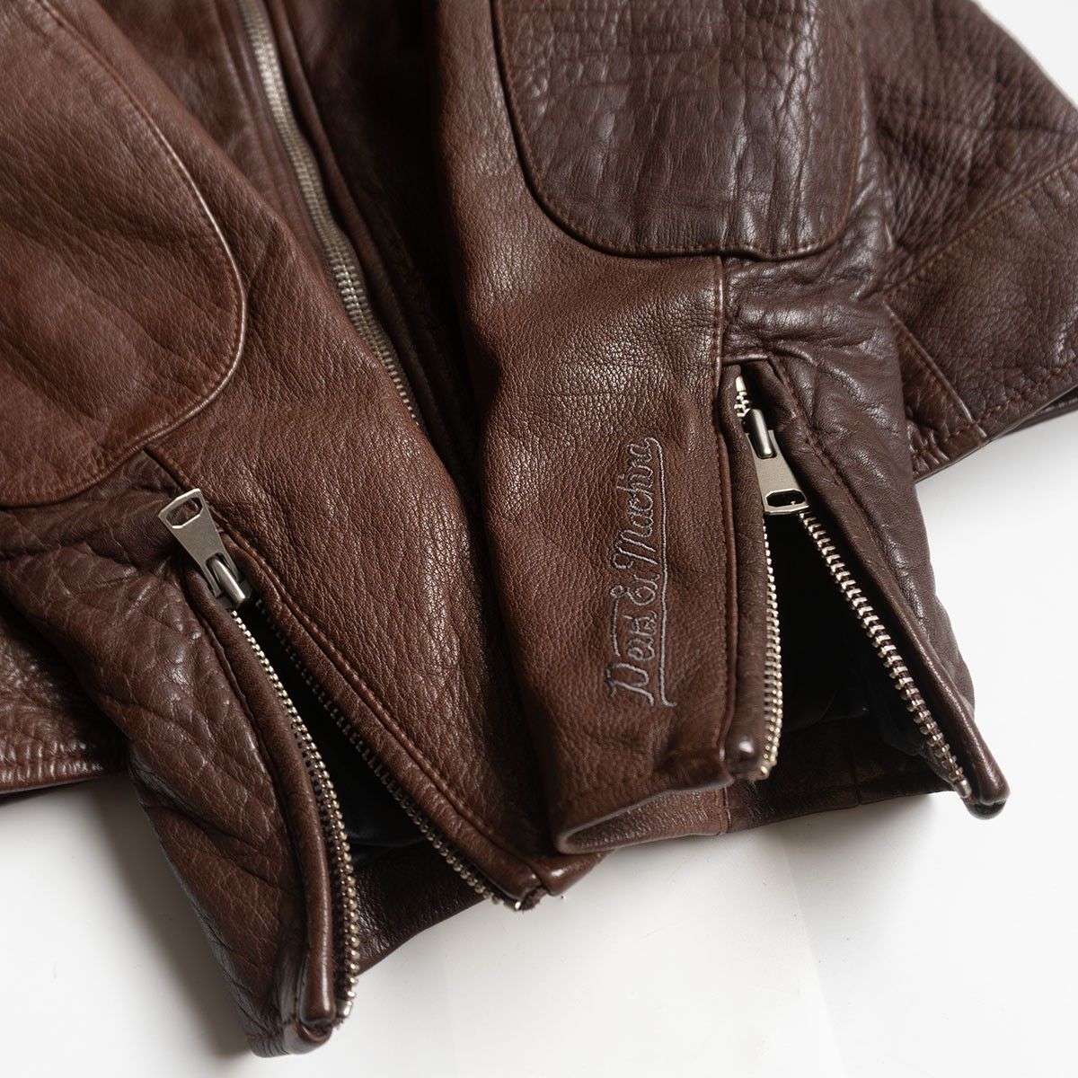 雰囲気抜群】 DEUS EX MACHINA × BREITLING 【シングルライダース