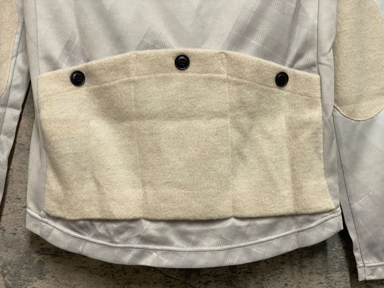 KAPELMUUR】新品 マウントグラフグレー 長袖ジャージ 後ろポケットWL