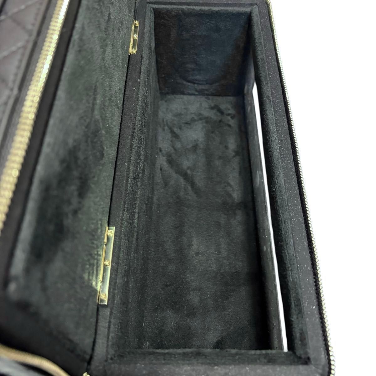 エンジェル シャンパン 5周年モデル レザージップタイプ