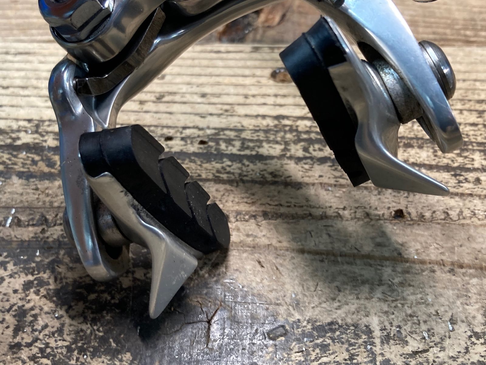 カンパニョーロ（Campagnolo）レコード ブレーキBR-04RE 中古美品 JH345 カンパニョーロ CAMPAGNOLO レコード RECORD BR-04RE ブレーキ