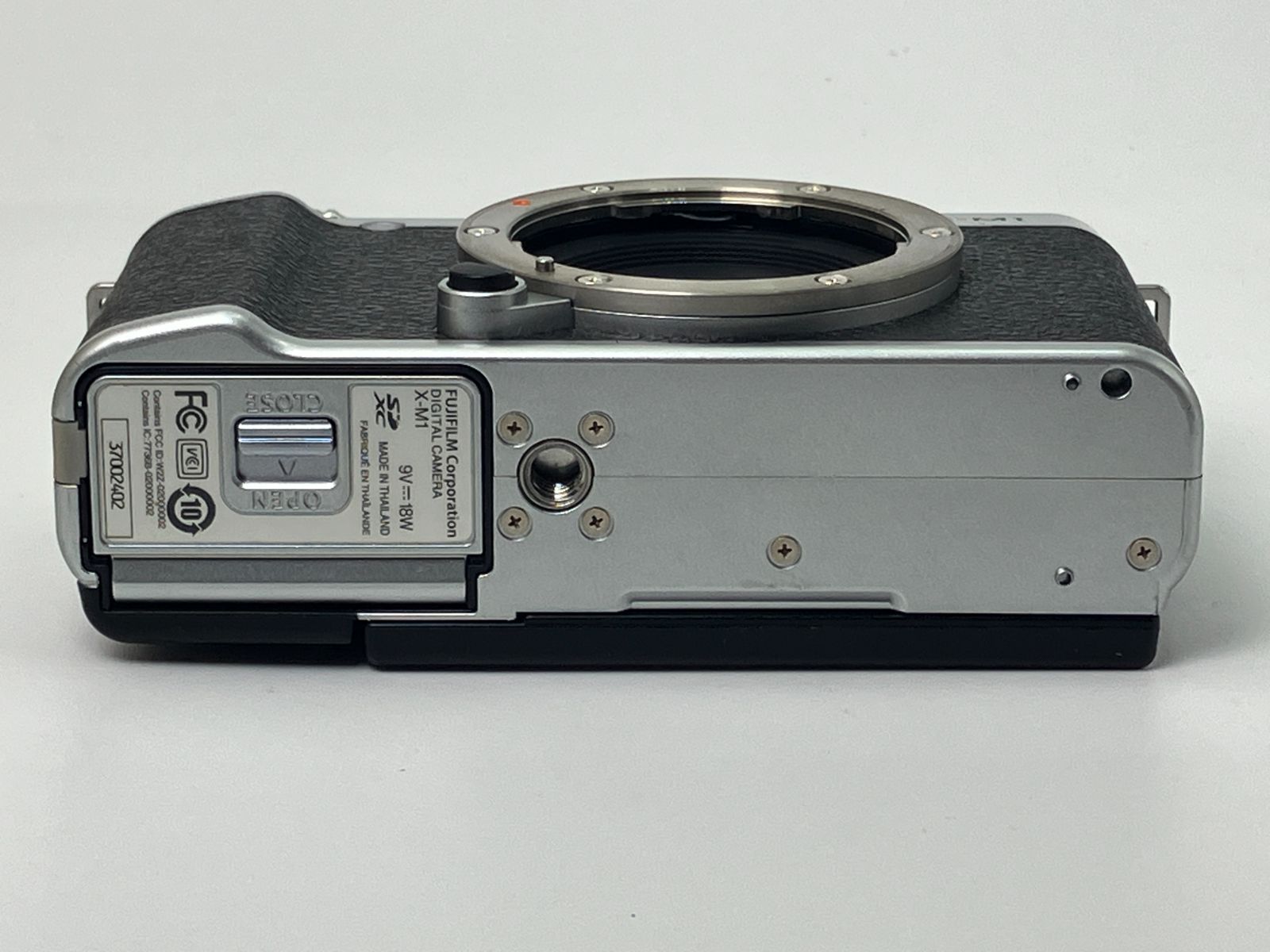 FIJIFILM X-M1 + XC 16-50mm OIS【中古・美品】 FUJIFILM X-M1 ミラーレスカメラ 16-50mm FUJIFILM X-M1 Mirrorless