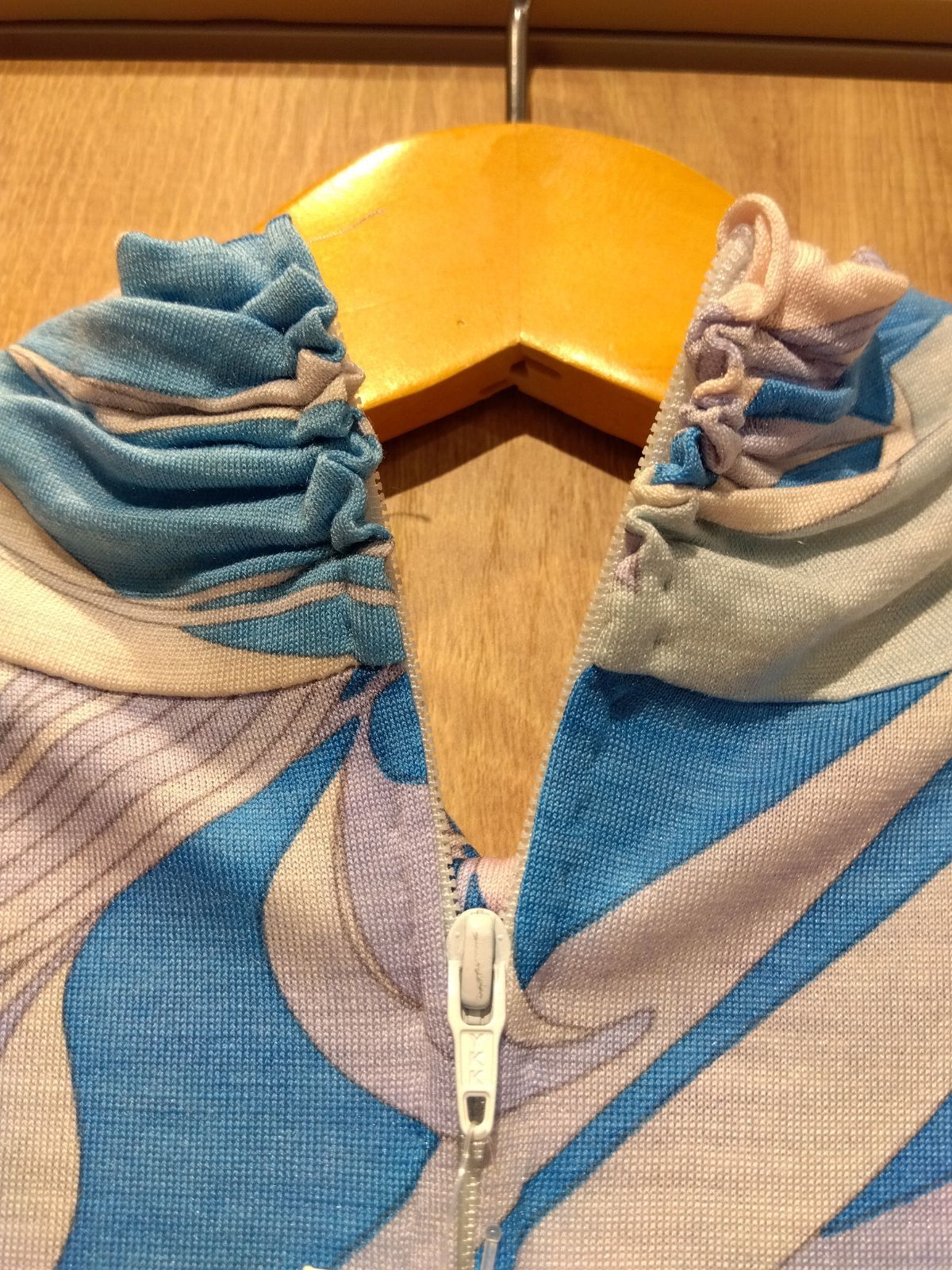 M08LEONARDレオナールトップス 美品 シルクウール Lサイズ エレガント