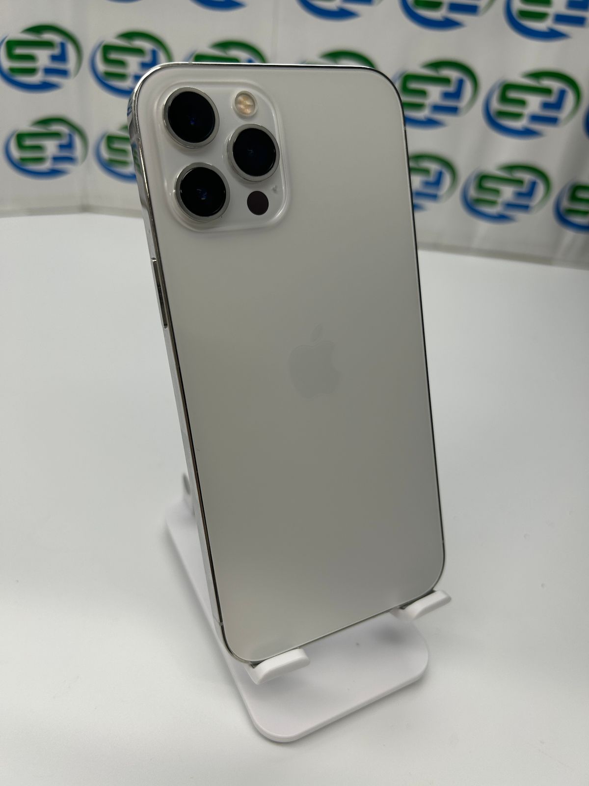 iPhone 12 Pro Max 128GB シルバー SIMフリー - メルカリ