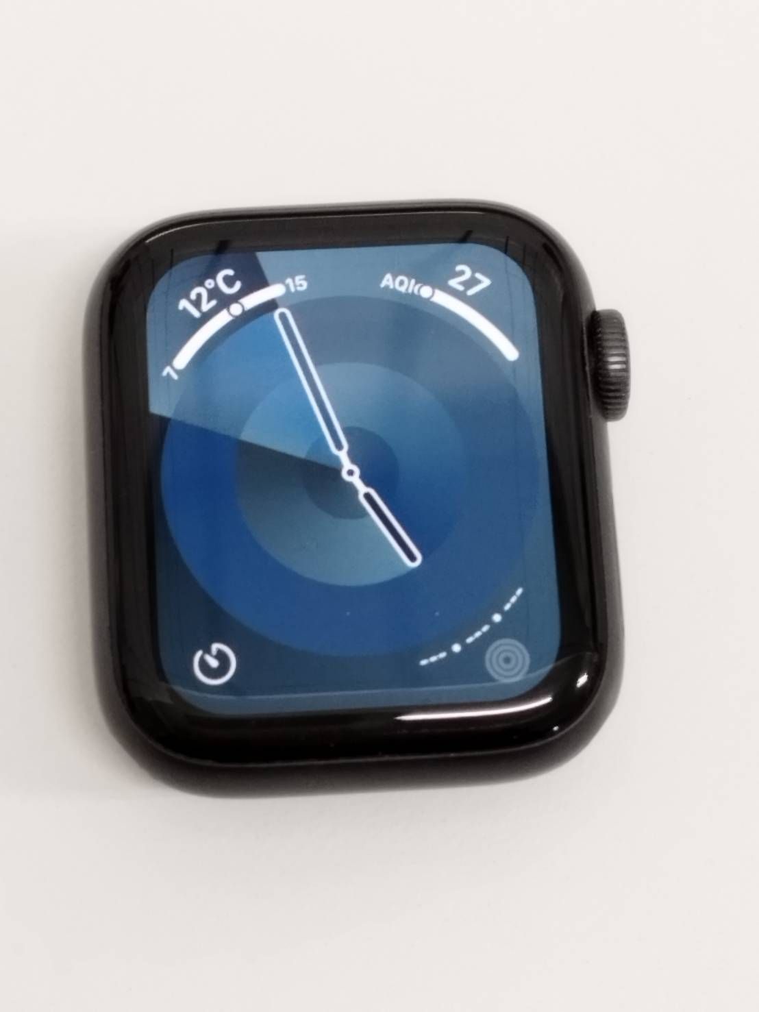 Apple Watch Series 6/GPS/40mm/A2291/スペースグレー〈MG133J/A