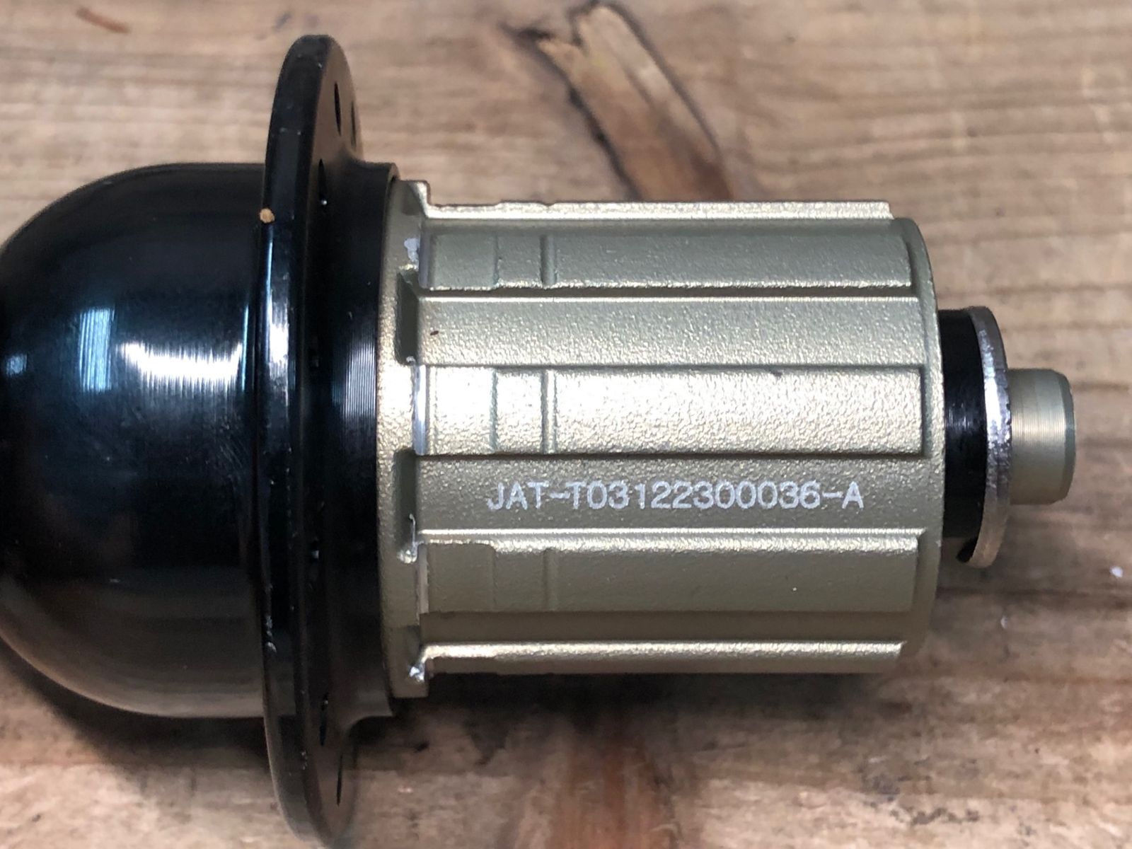 JI670 ノバテック NOVATEC リアハブ シマノ11S/12S 対応 24H OLD130mm