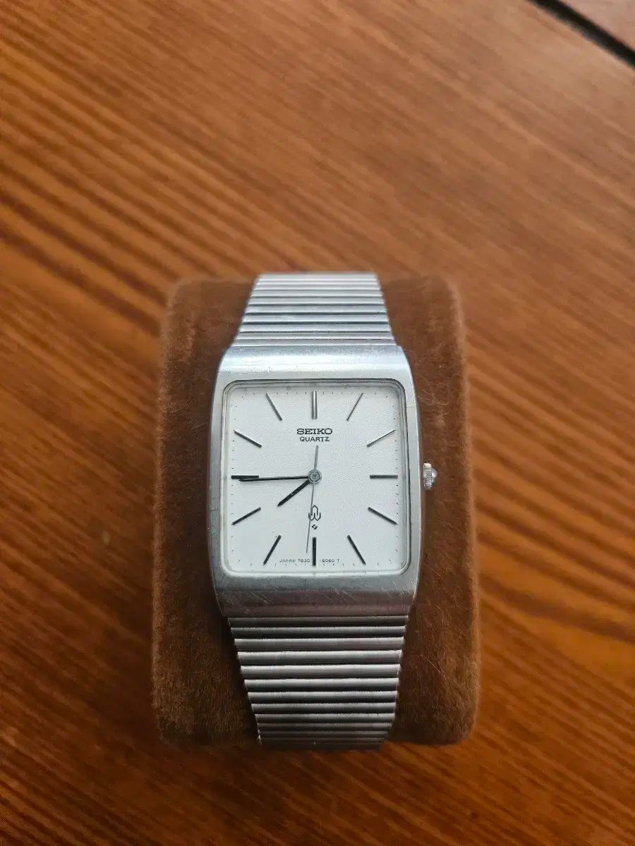 セイコー クオーツ タンク ヴィンテージ 1980s - メルカリ