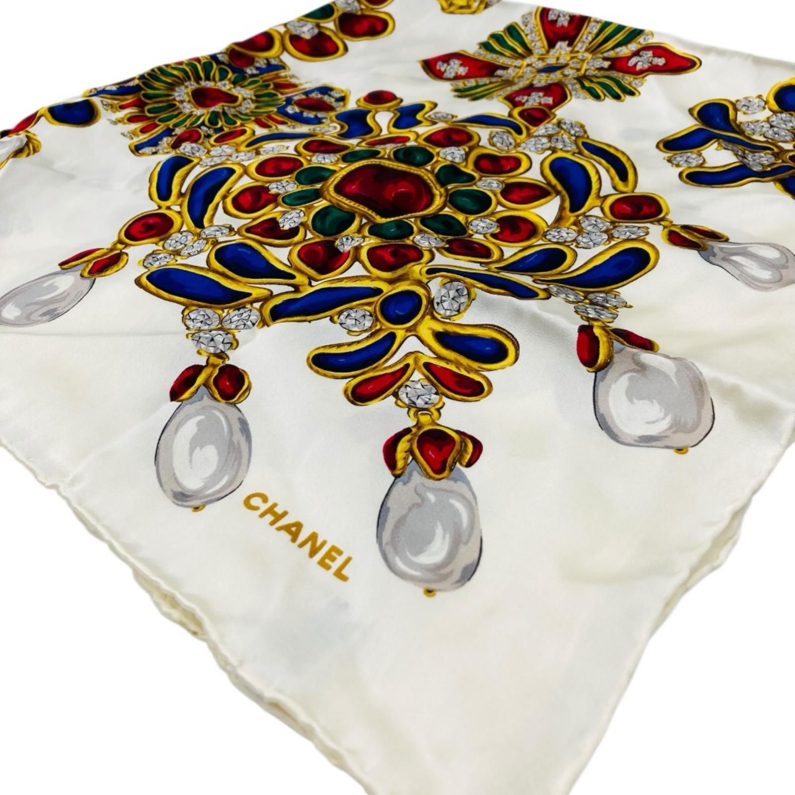 CHANEL シャネル ジュエリーモチーフ スカーフ シルク - メルカリ