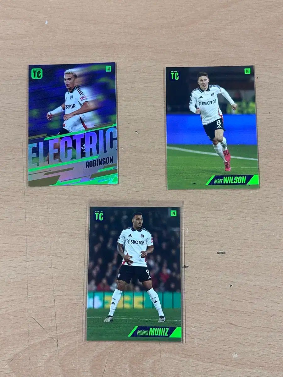 パニーニのサッカー バンダイ、サッカーカードゲーム『パニーニフットボールリーグ』の