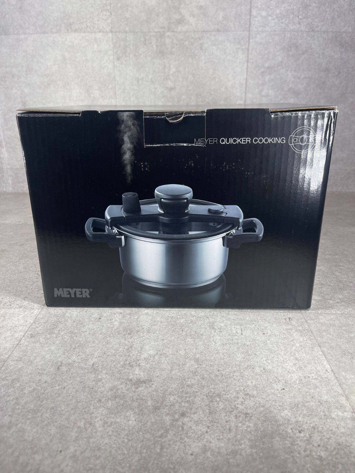 新品未使用 MEYER マイヤー KAT-3.0BK 加圧鍋 ガス・IH対応 - メルカリ