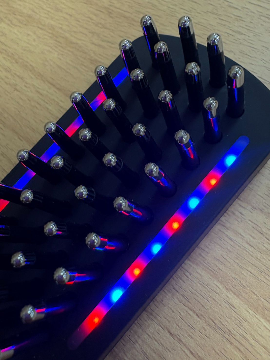 EL6】スカルプ美顔器 ELEKIBRUSH+ 本体のみ FJ11281 - メルカリ