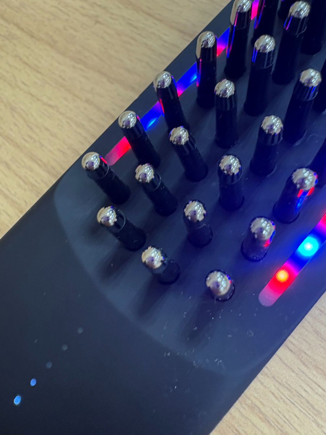 EL6】スカルプ美顔器 ELEKIBRUSH+ 本体のみ FJ11281 - メルカリ