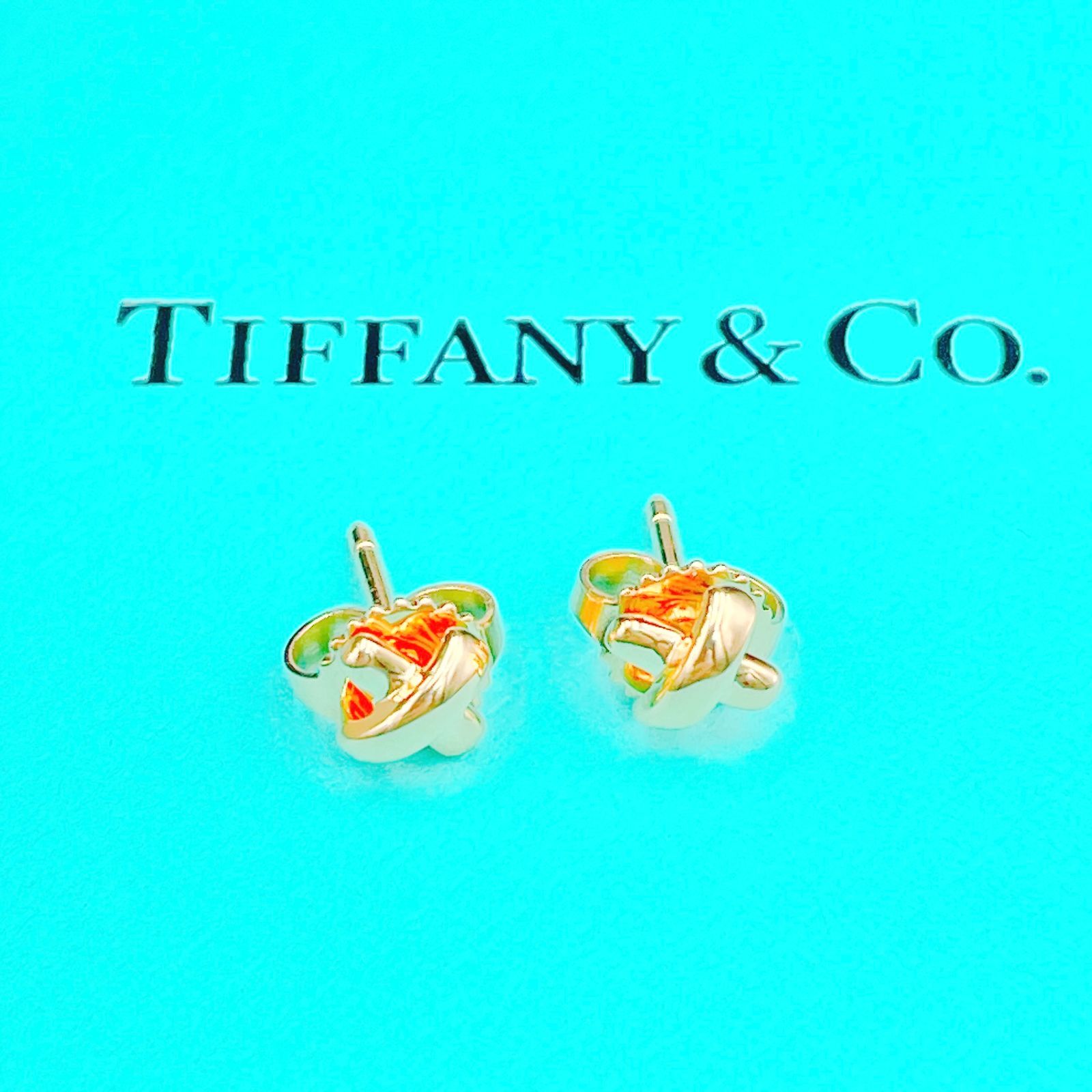 ◇ティファニー◇新品仕上済 シグネチャークロスステッチ ピアス Au750 YG ◇ティファニー◇シグネチャー クロス ステッチ ピアス Au750 YG K18