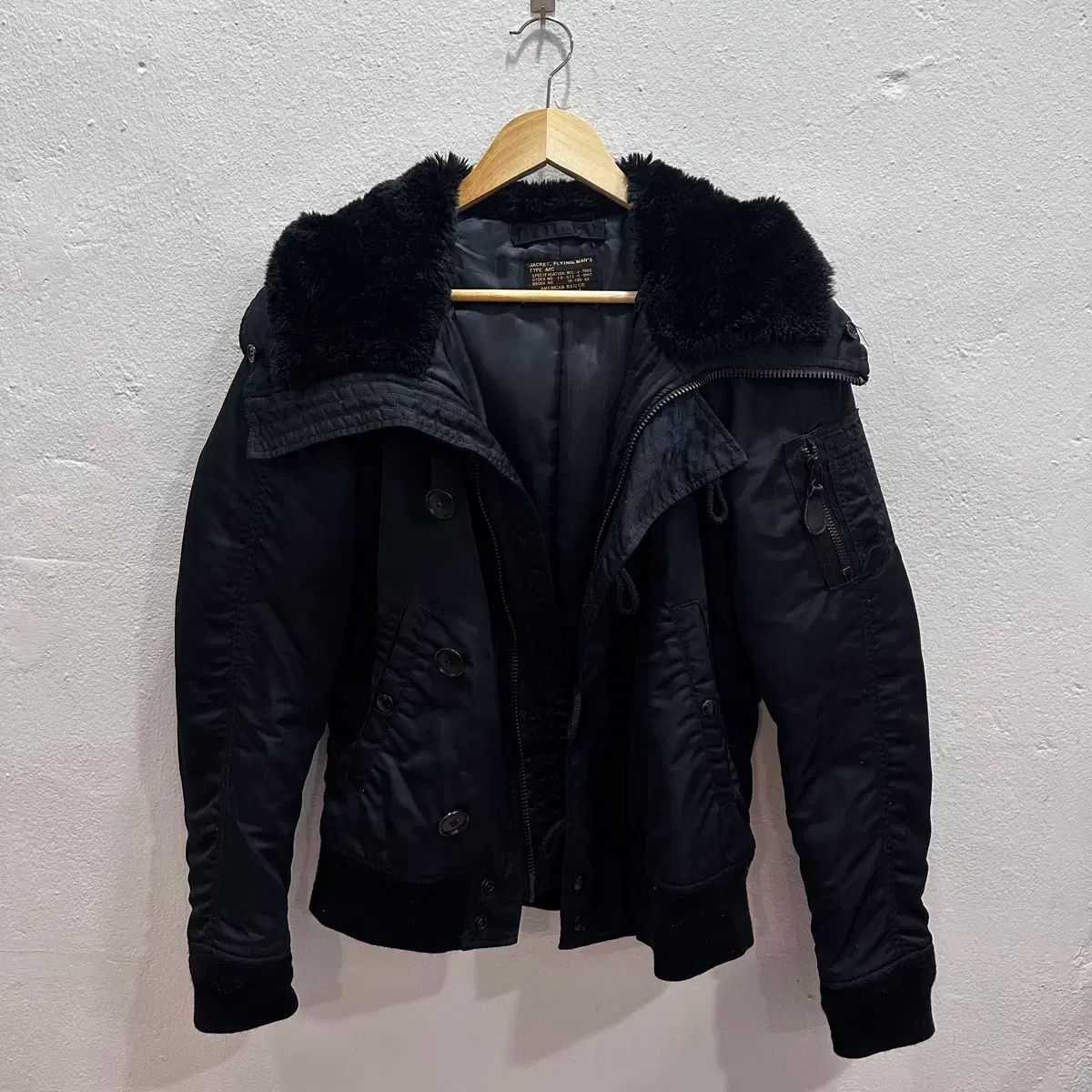 【美品】アメリカンラグシー N2B フライトジャケット リアルラクーンファー 2025年最新】アメリカンラグシー n2bの人気アイテム - メルカリ