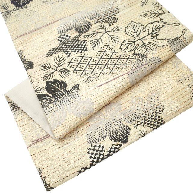 すごい値！ 袋帯 リサイクル 正絹 全通 西陣 薄ベージュ 葉 七宝 花菱 霞 金通し カジュアル 上質 中古 仕立て上がり みやがわ neb01577 中古】 すごい値！ 袋帯 リサイクル 正絹 全通 京都 西陣 薄ベージュ