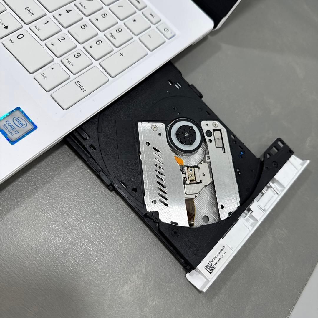 高性能】NECプレミアムホワイト☘8世代i7☘NVMe256GB+1TB - メルカリ