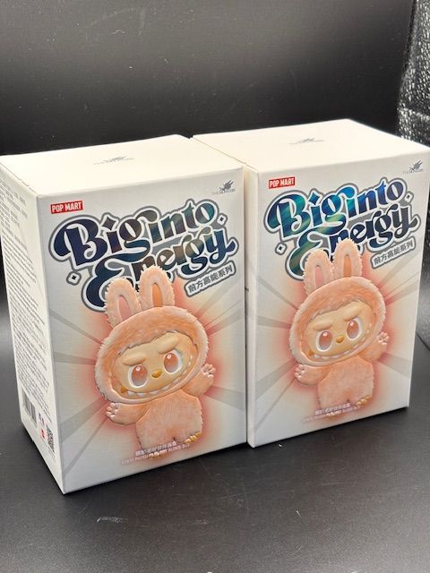 ⭐️ 【正規品・未開封】ラブブ Labubu Big into Energy 2ピース