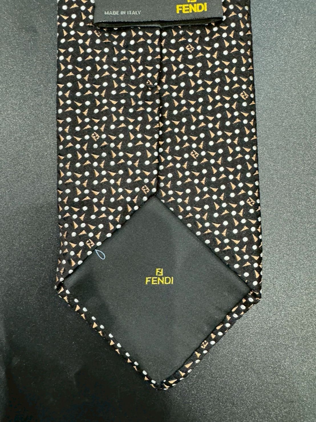 【pablow様】フェンディ ネクタイ org.jpg