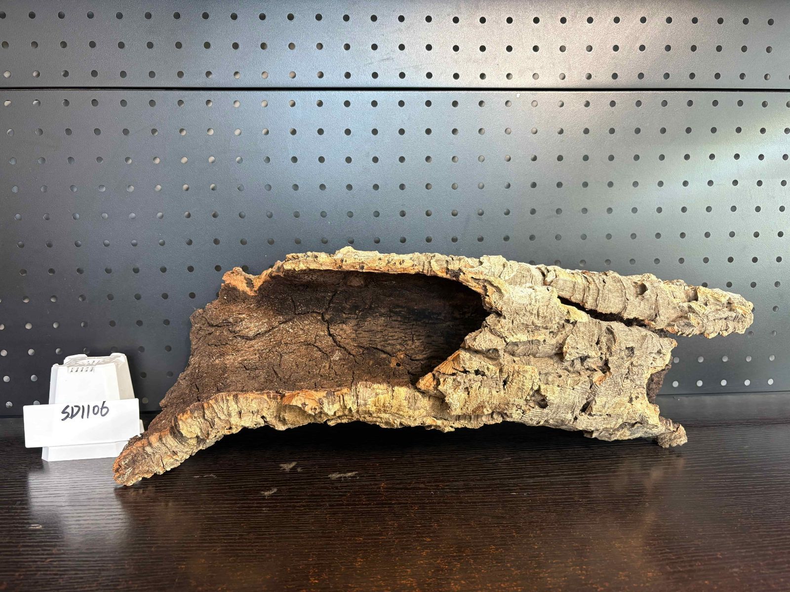 25E710　 ポルトガル産 キャノンコルク コルク樹皮 バージンコルク W439 ポルトガル産 キャノンコルク コルク樹皮 コルク板 バージン