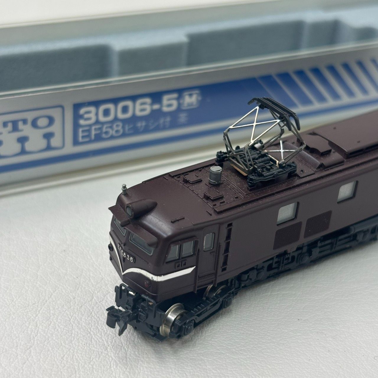 Yahoo!オークション - KATO 3006-5 EF58 ヒサシ付 茶 電気機関車 Nゲー