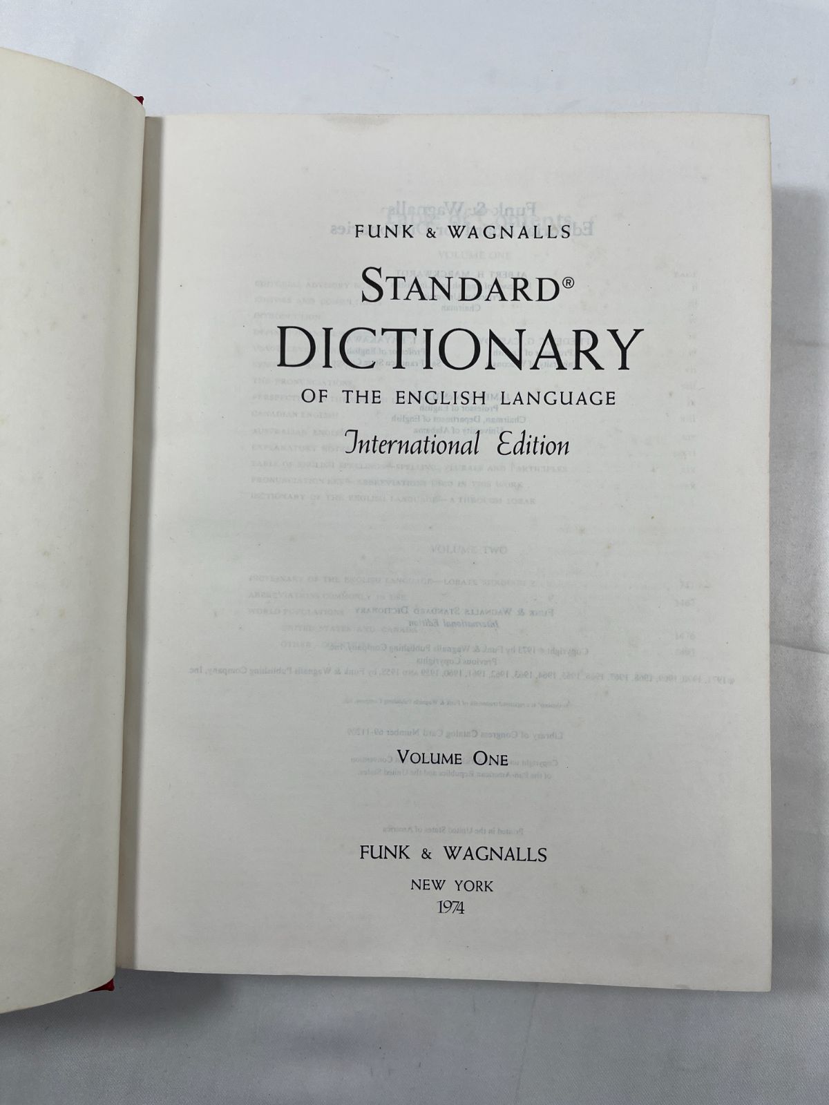FUNK & WAGNALLS STANDARD DICTIONARY OF THE ENGLISH LANGUAGE
