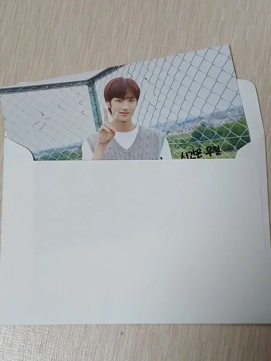 ツアーズ ヨンジェ(YOUNGJAE) サイン入りはがき