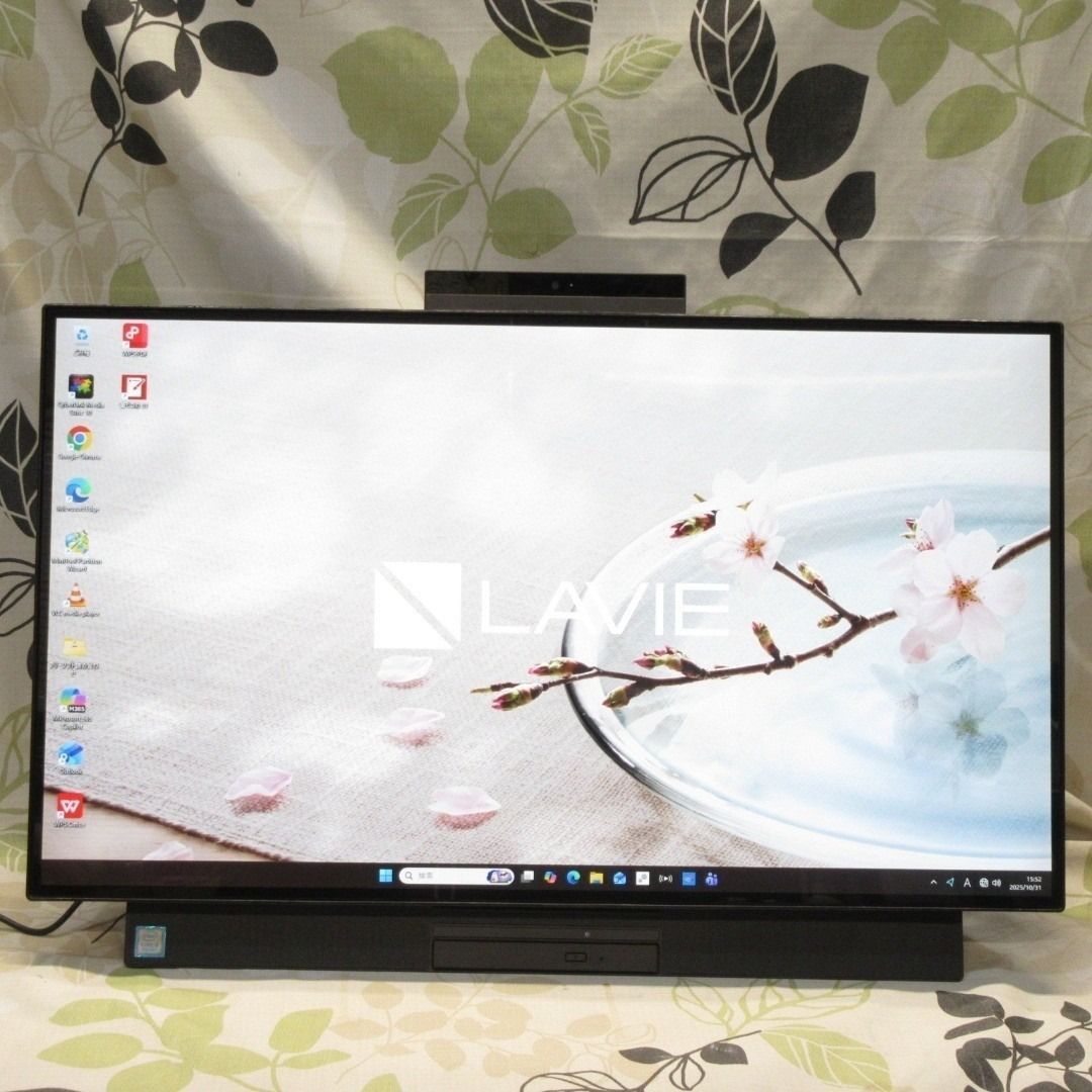 超大画面27インチWin11公式対応8世代Corei5/メ16/SSD+HDD - メルカリ