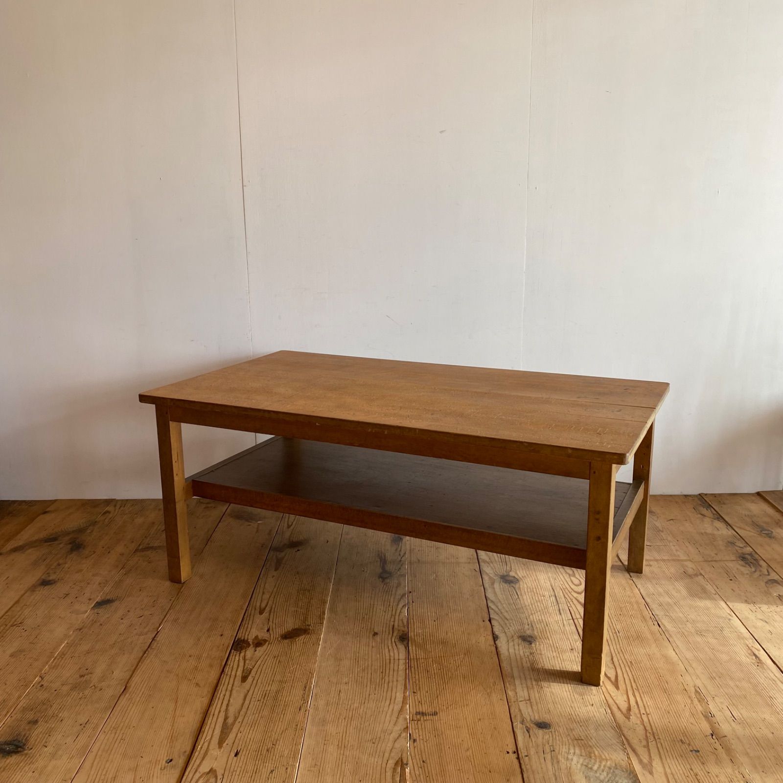 アンティーク ローテーブル 机 センターテーブル 棚付き 古家具 古道具