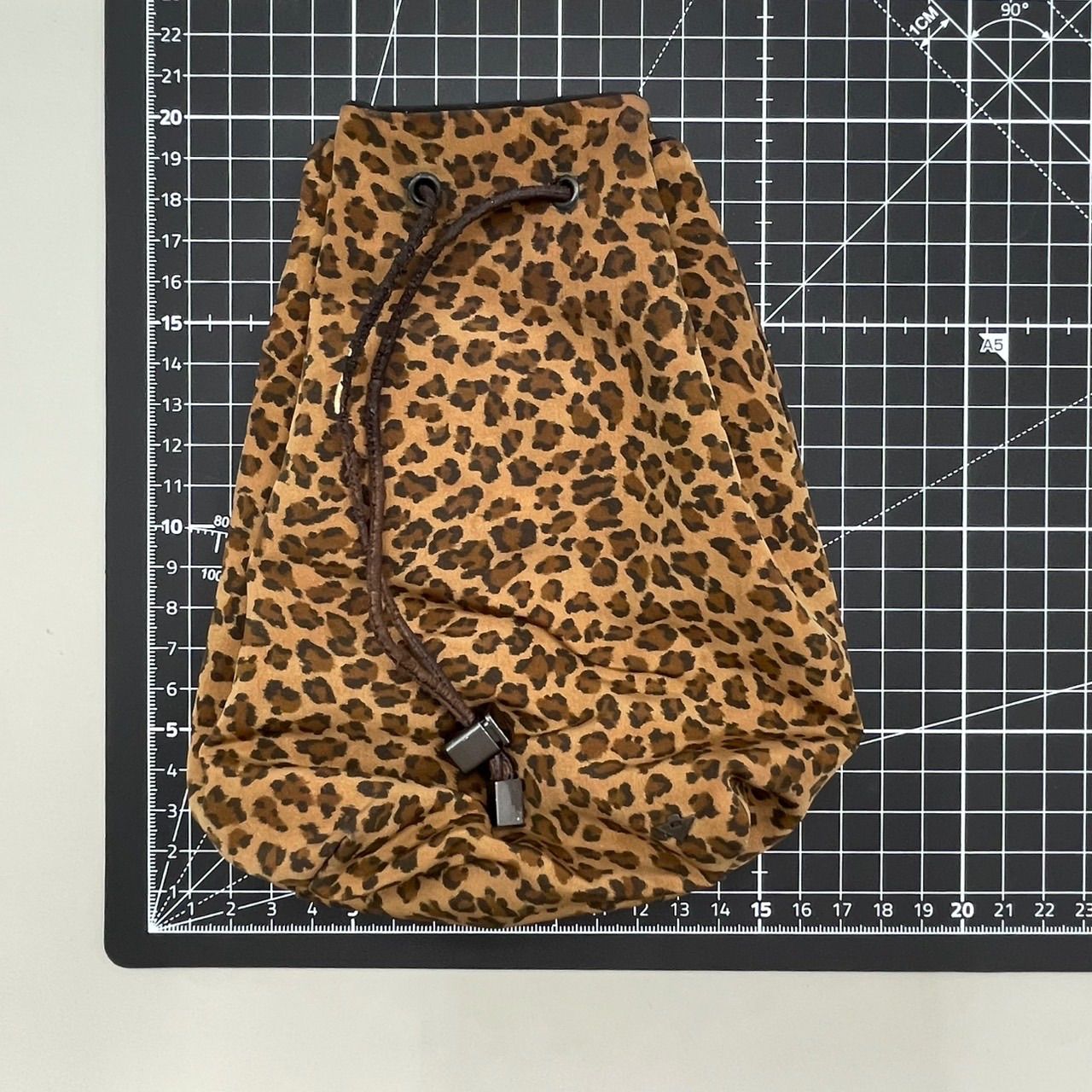 美品 タグ付き BOTTEGA VENETA ボッテガヴェネタ ハンドバッグ 巾着